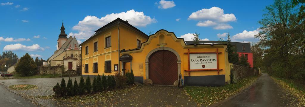 Fara Rancirov Hotel Ихлава Екстериор снимка