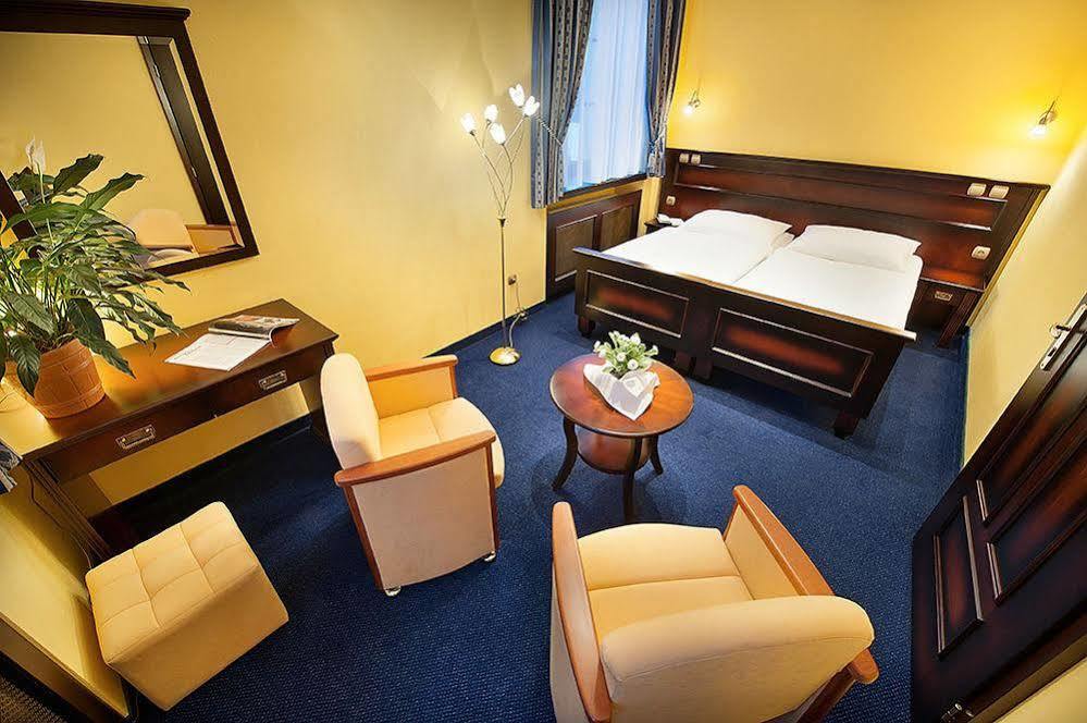 Fara Rancirov Hotel Ихлава Екстериор снимка